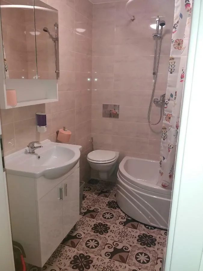 Guest house 12 Residence Cotroceni Bucharest