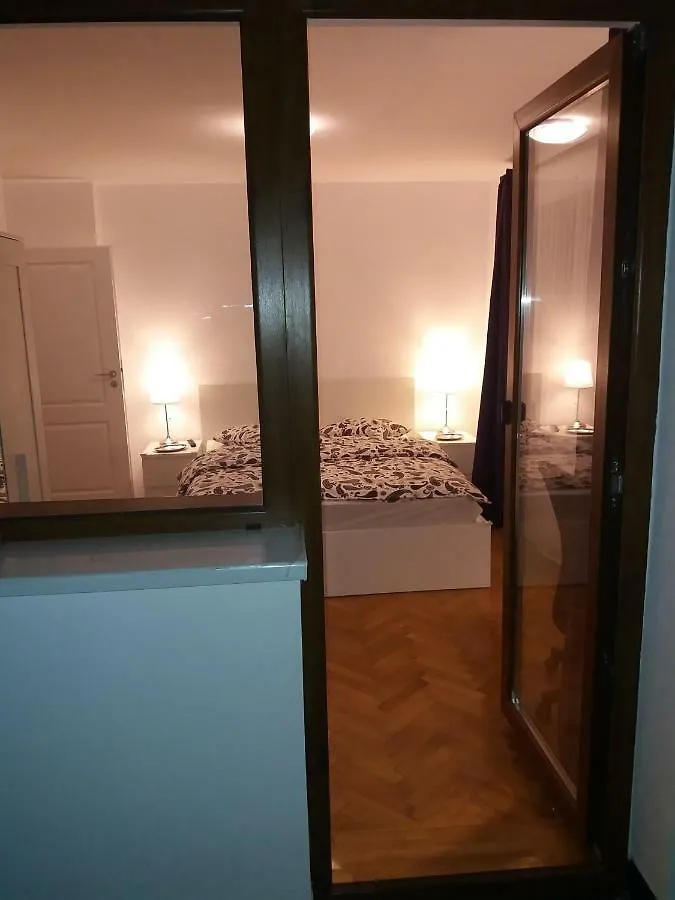 12 Residence Cotroceni Bucharest Guest house